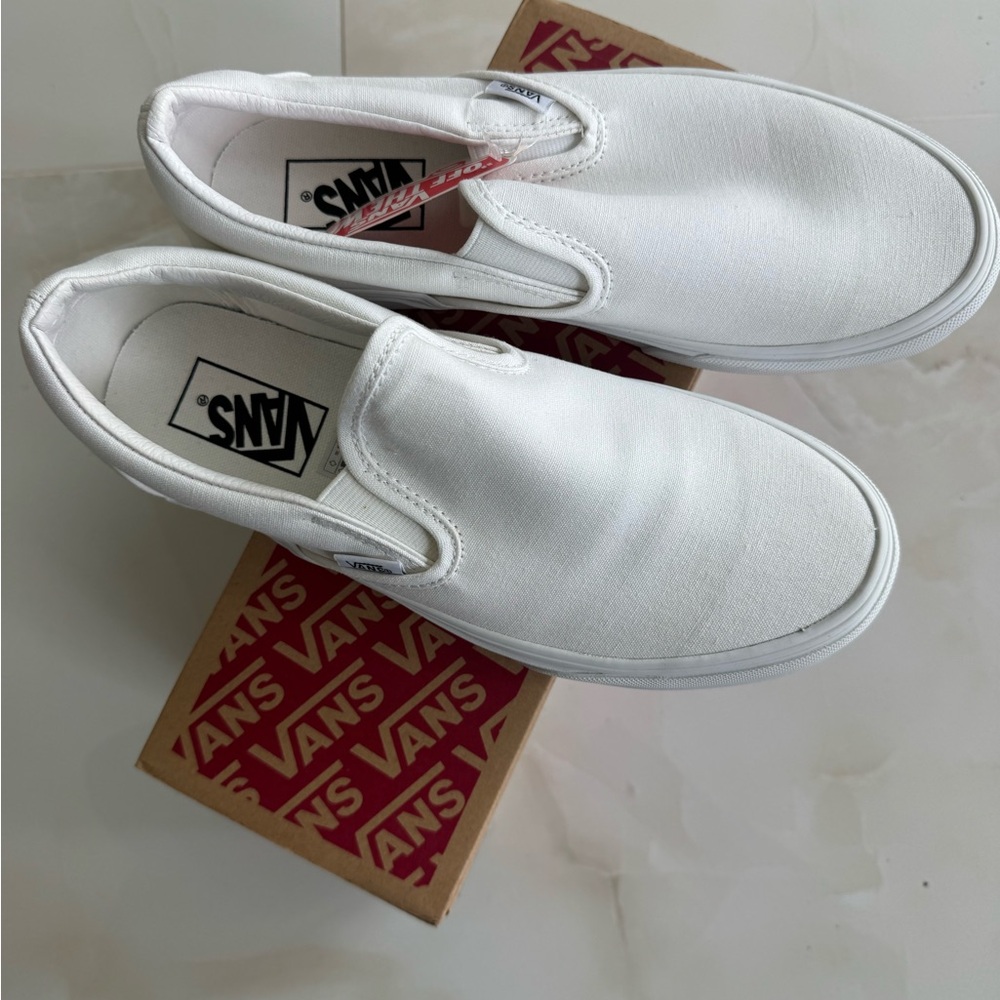 Vans Box with Red and Brown Branding